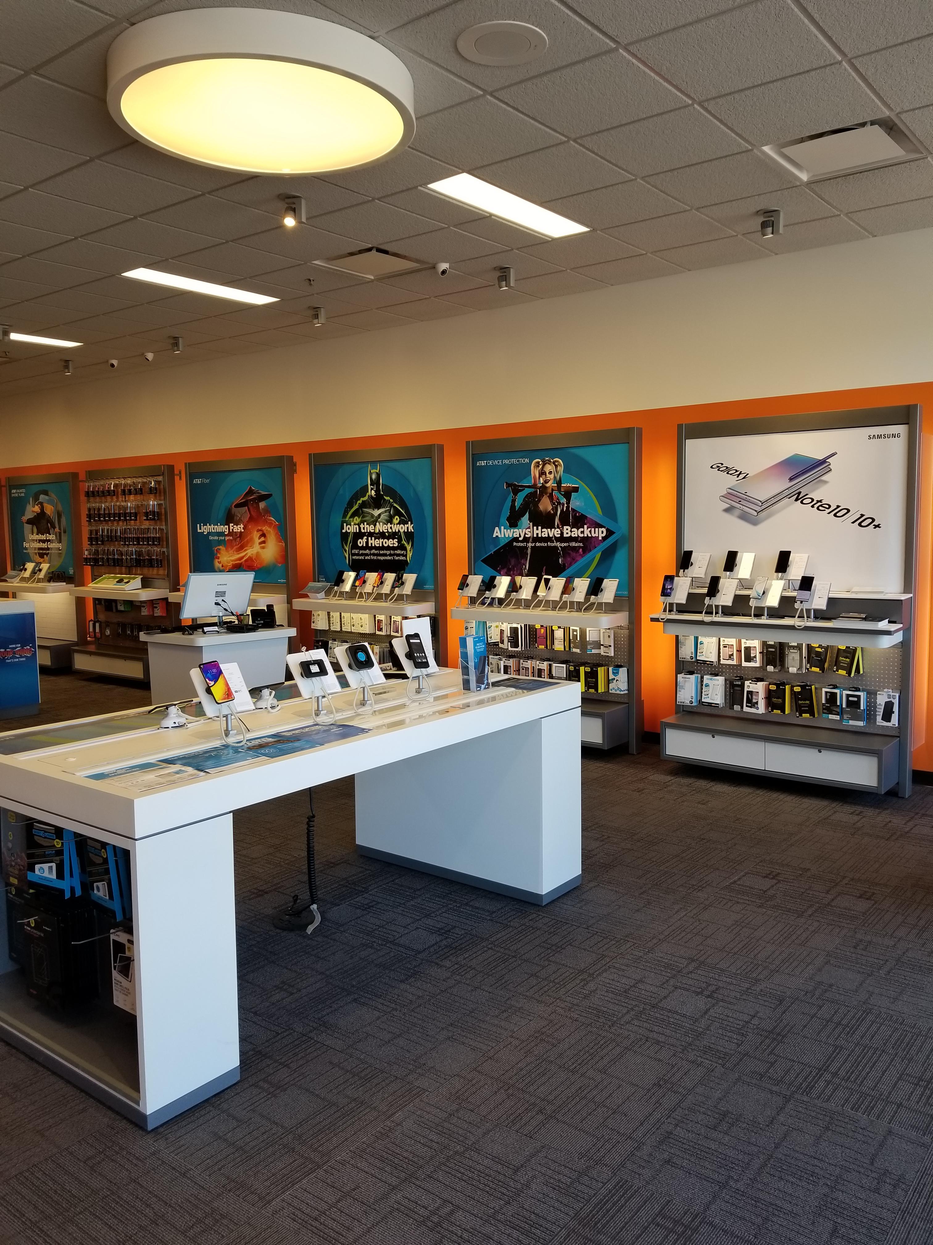 AT&T Store Photo