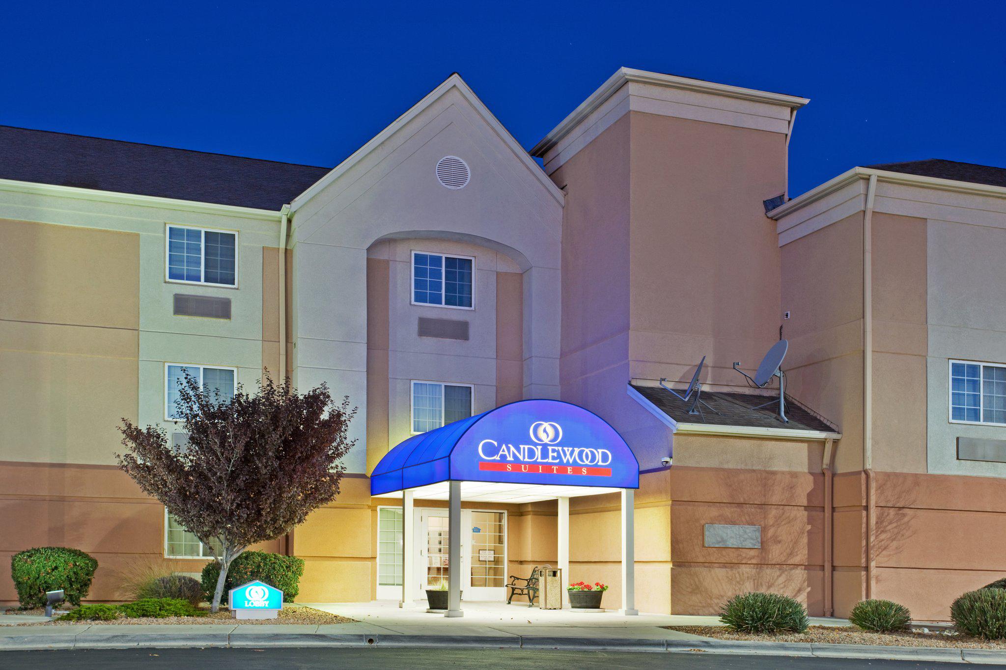 Candlewood Suites Albuquerque Photo