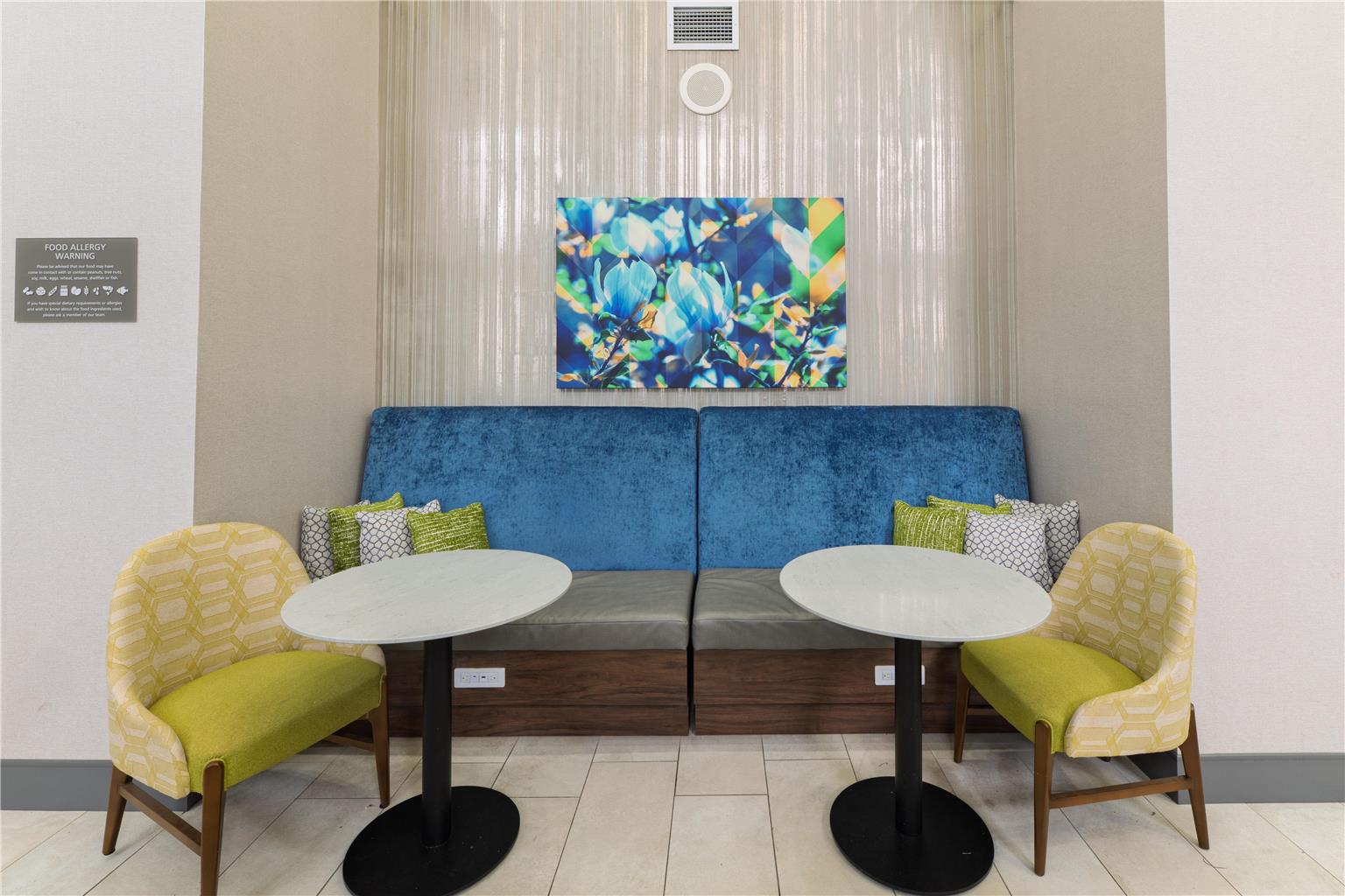 Hampton Inn & Suites Florence-Downtown Image