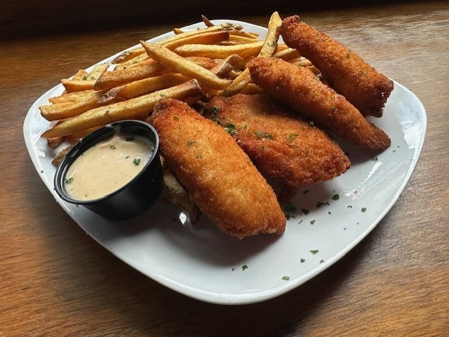 CHICKEN FINGERS & FRIES