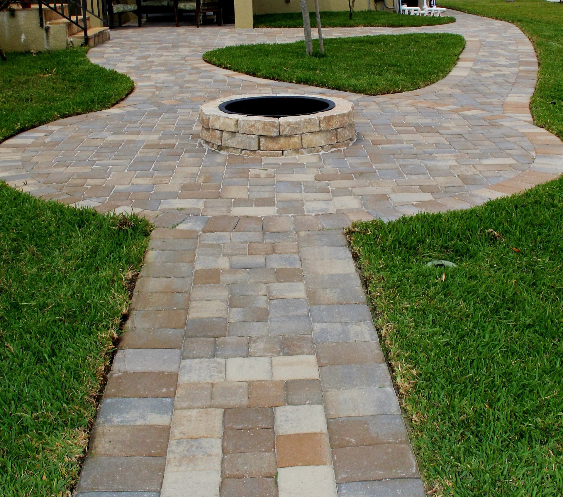 Unlimited Paver Supplies Photo