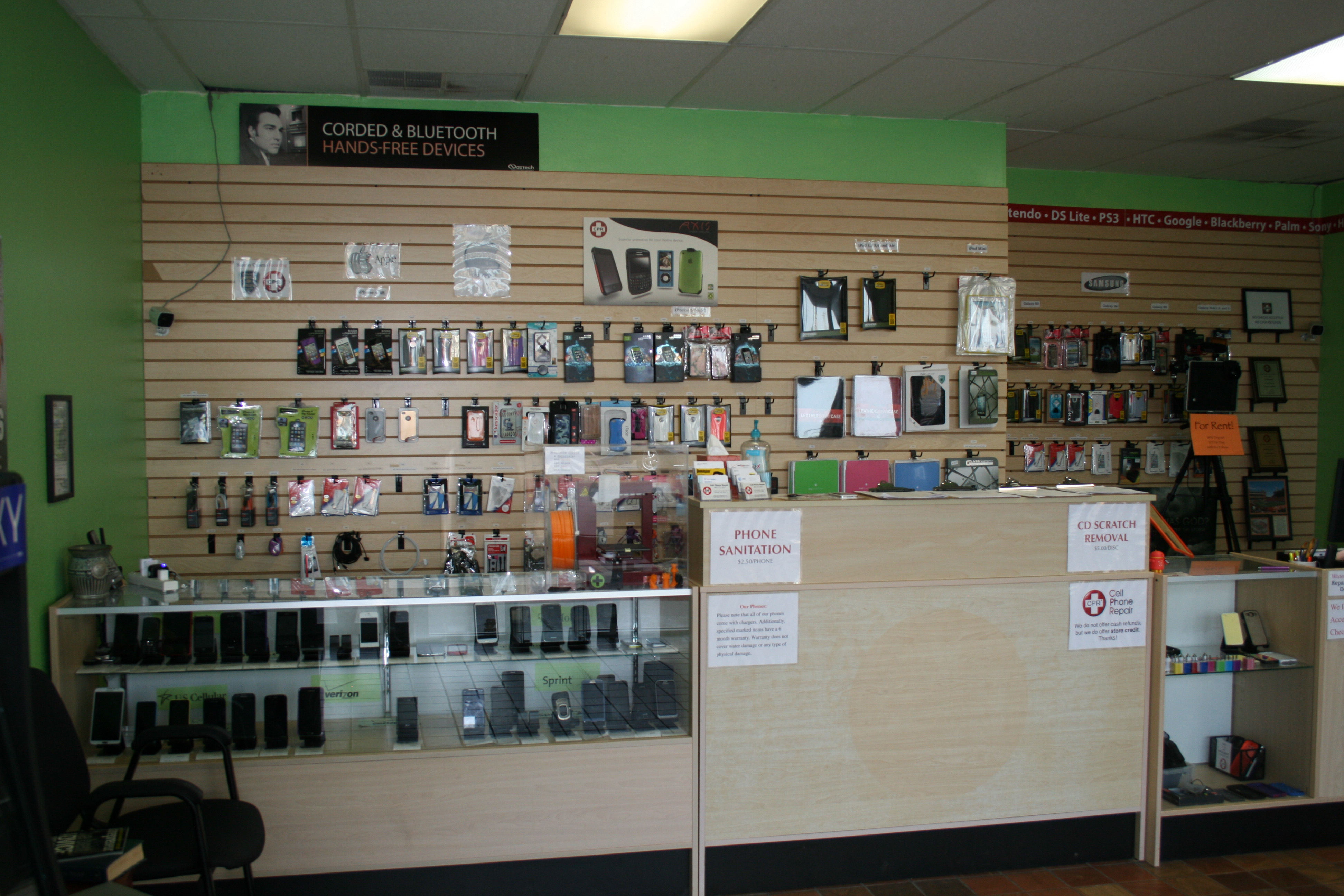 CPR Cell Phone Repair Stillwater - store interior