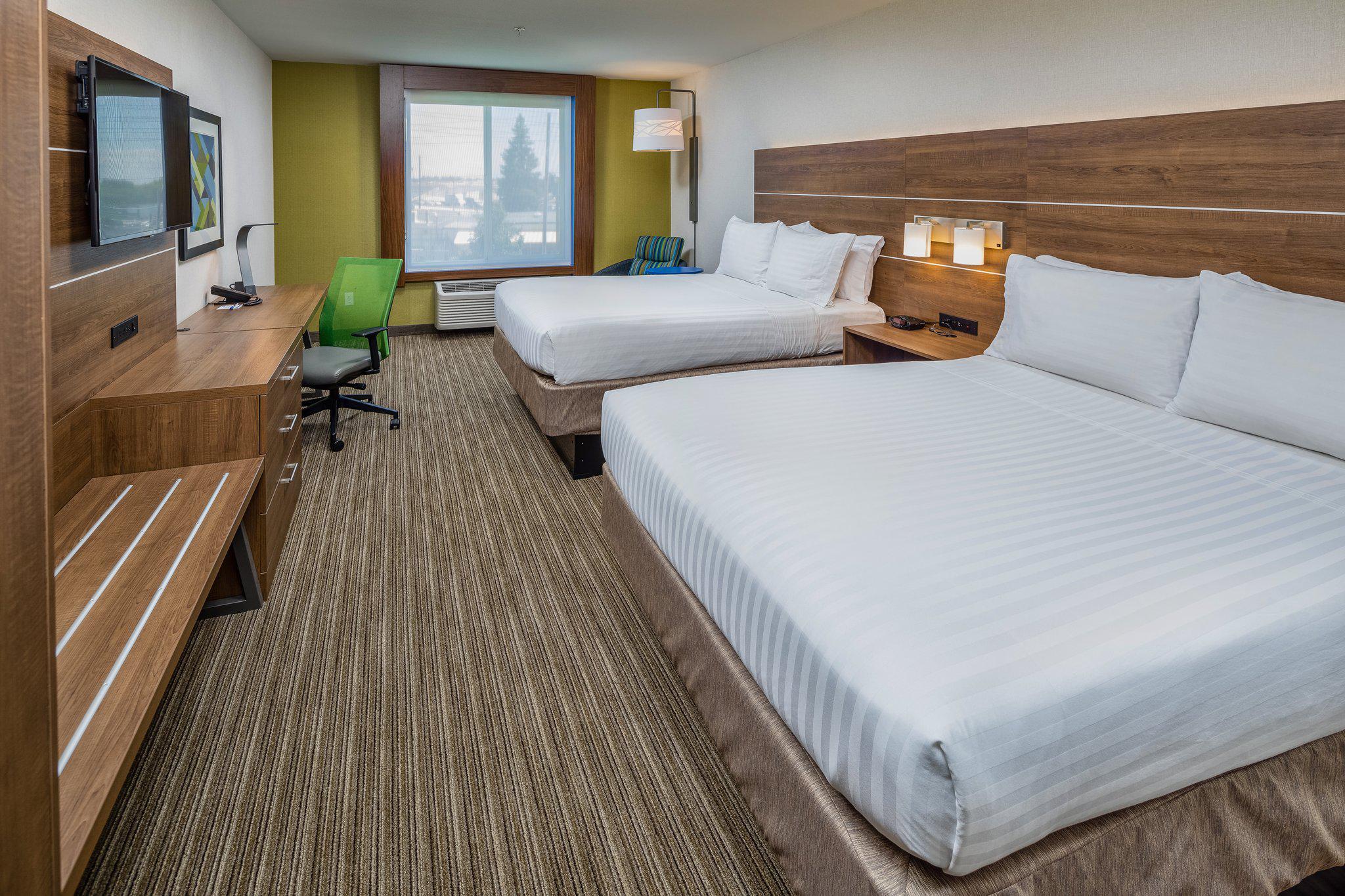 Holiday Inn Express & Suites Modesto-Salida Photo