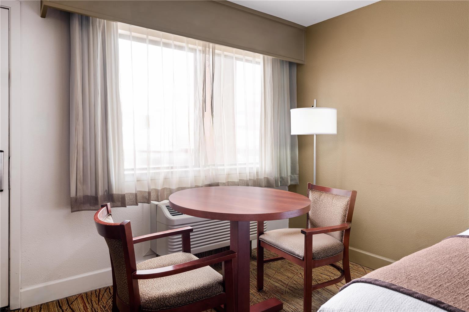 Best Western Discovery Inn Image