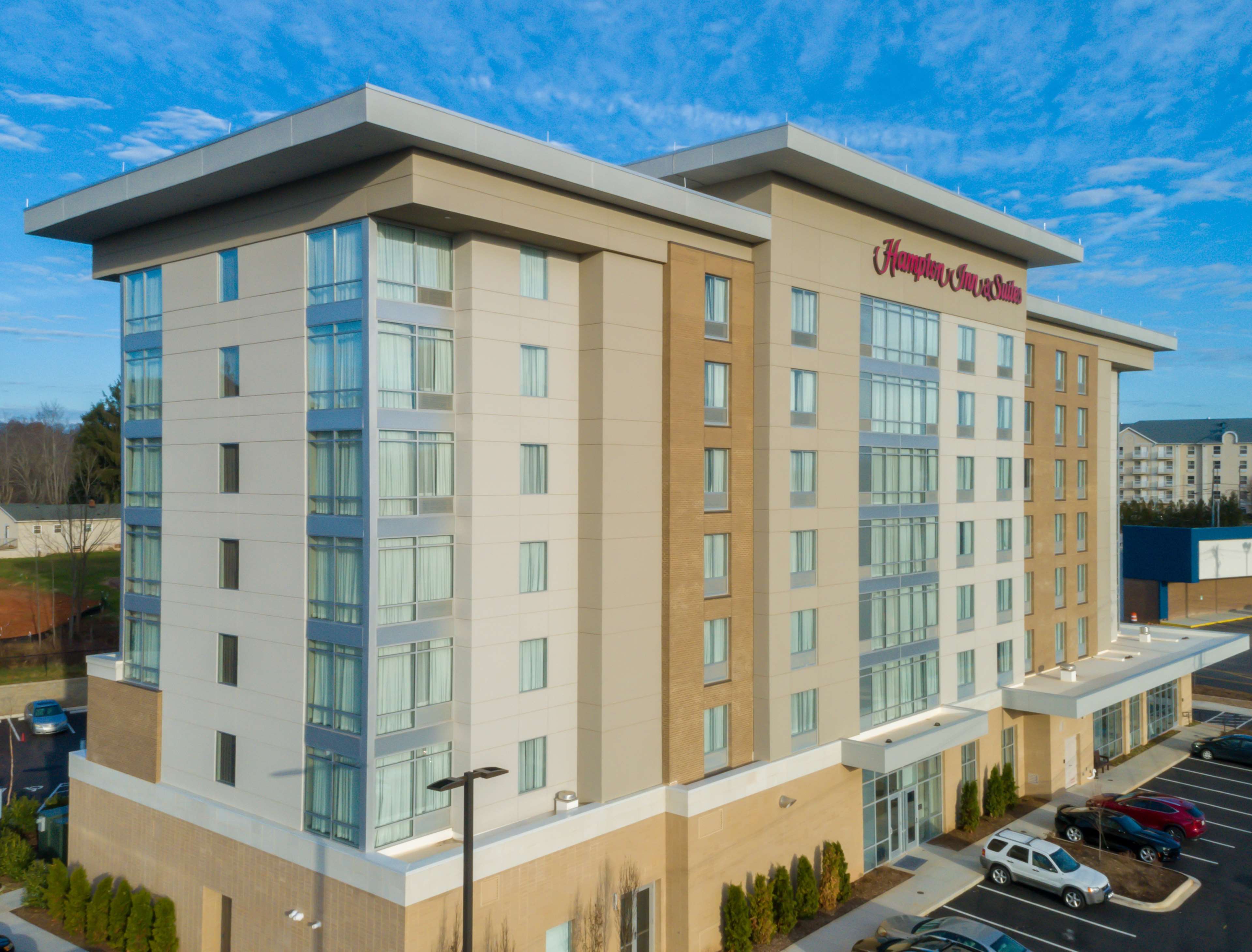 Hampton Inn & Suites Asheville Biltmore Area 835 Brevard Road Asheville
