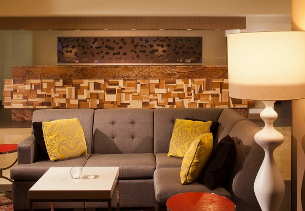 Images Omaha Marriott