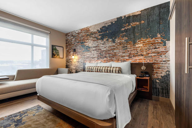 Images Cambria Hotel Omaha Downtown
