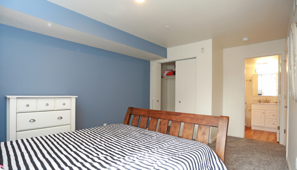 Atrium Suites