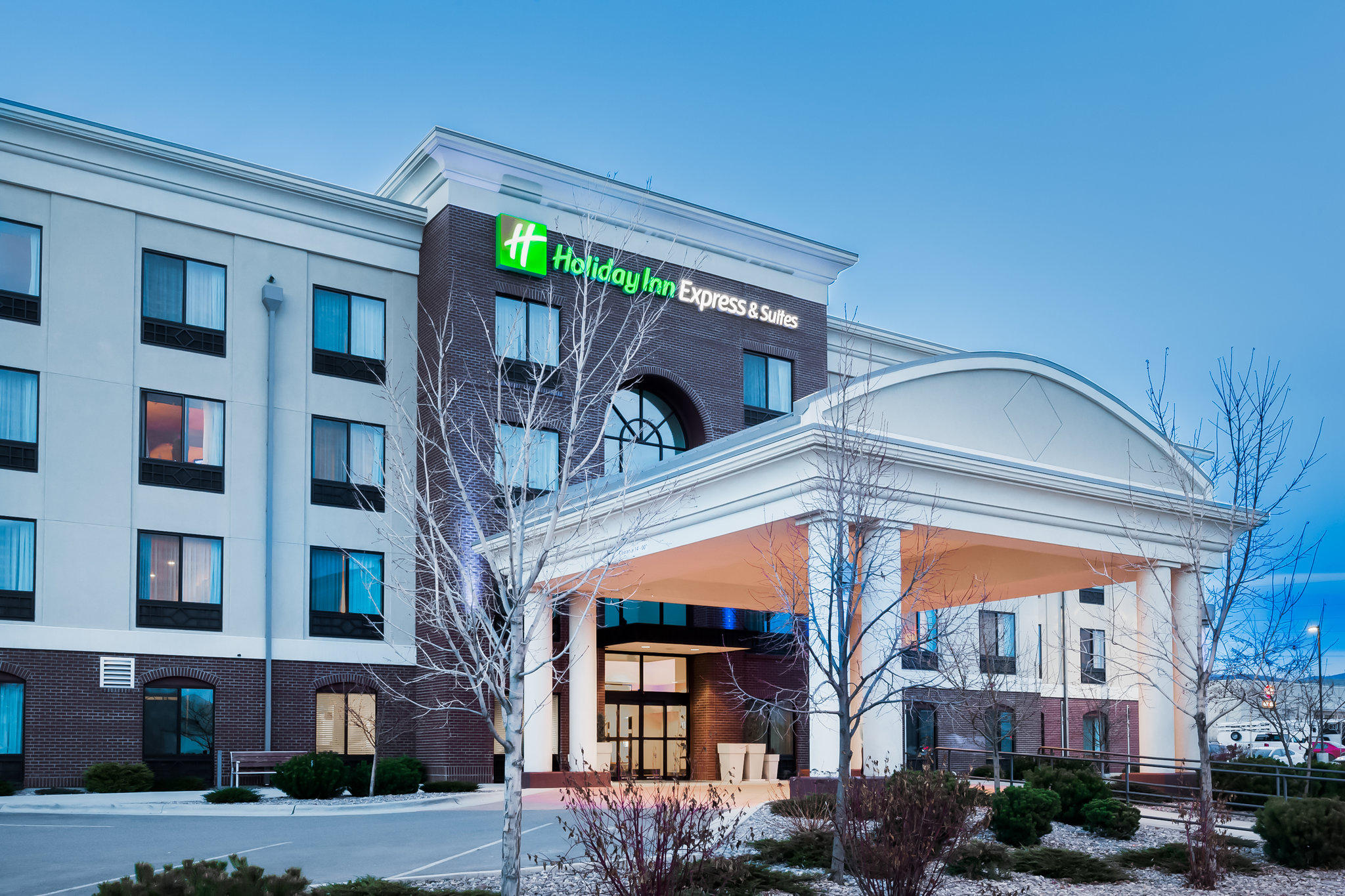 Holiday Inn Express & Suites Missoula Northwest Photo