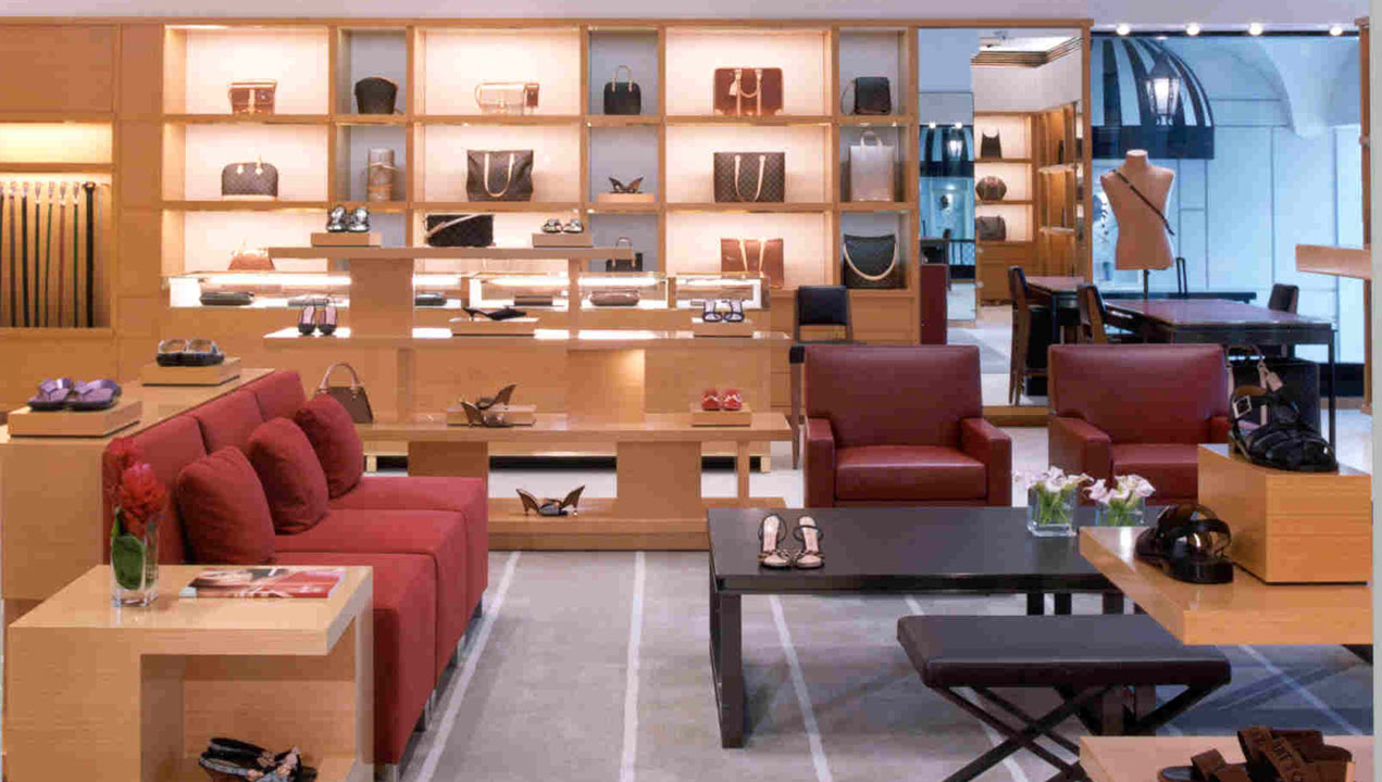 Louis Vuitton Palm Beach (CLOSED), 150 Worth Ave, Level 1, Suite 107, Palm  Beach, FL, Handbags - MapQuest