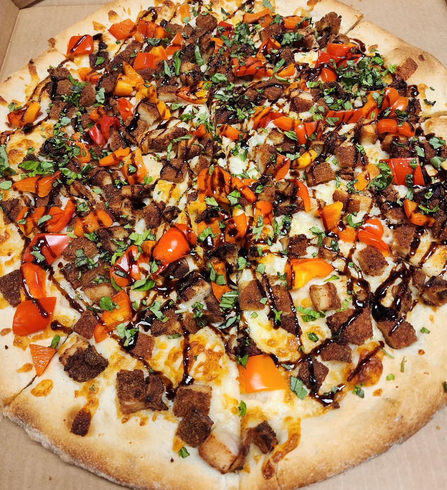 16" Chicken Bella Pizza