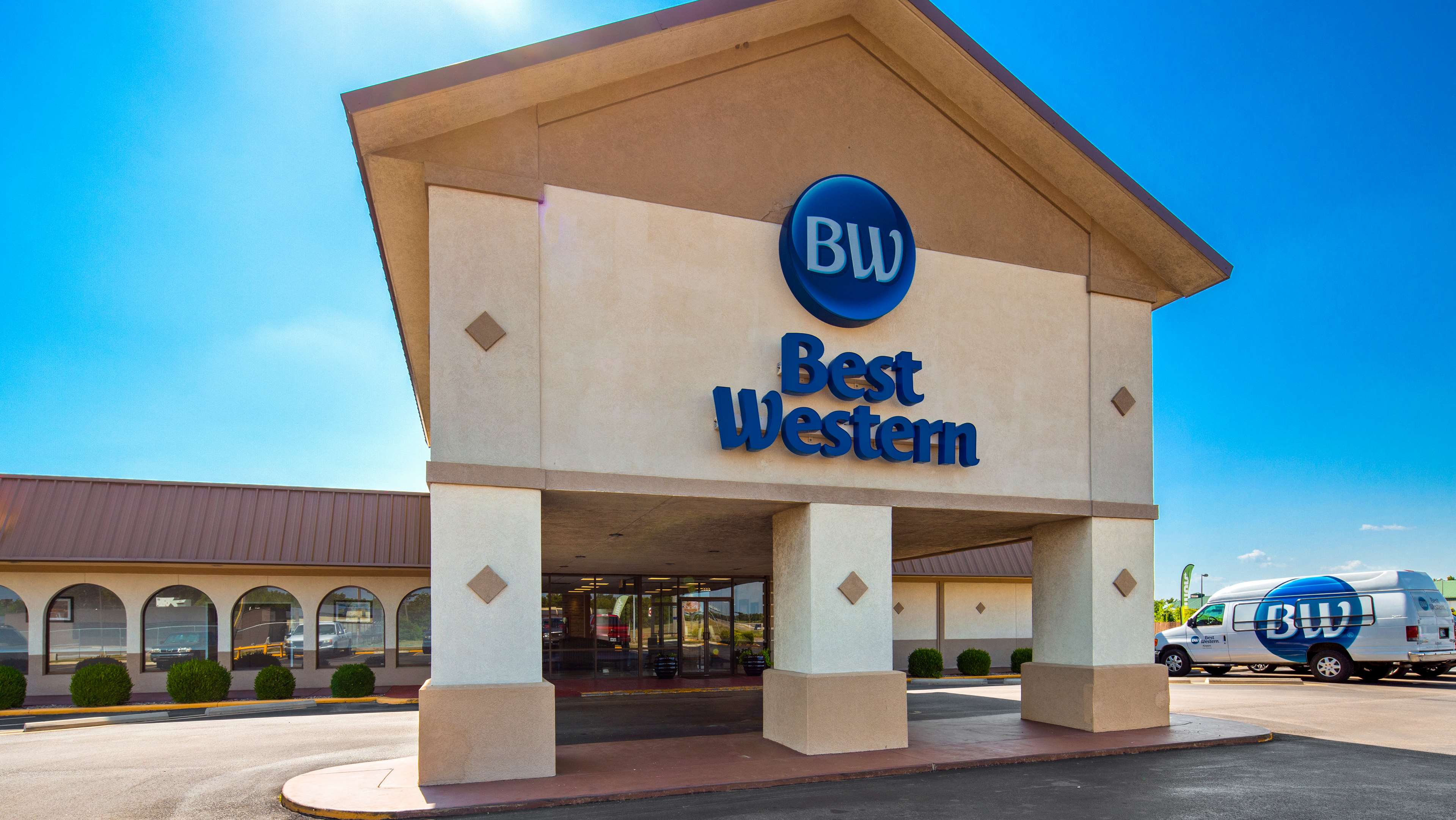 Best Western - Airport Photo