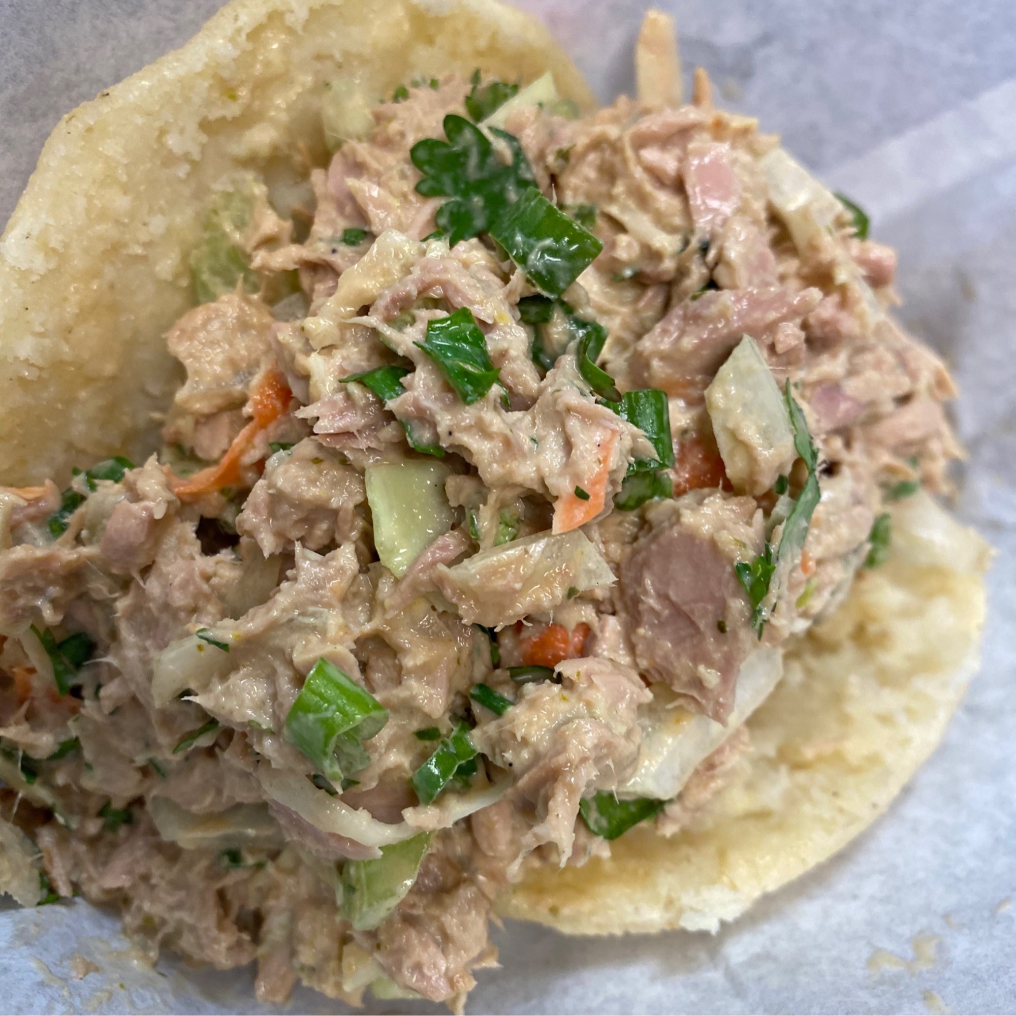 Tuna Arepa