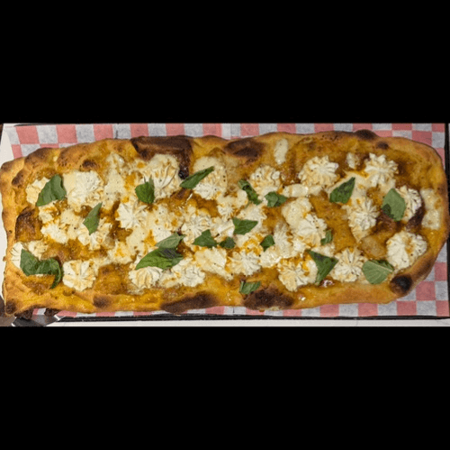 Snow White Pizza (2 Ft. Pala)