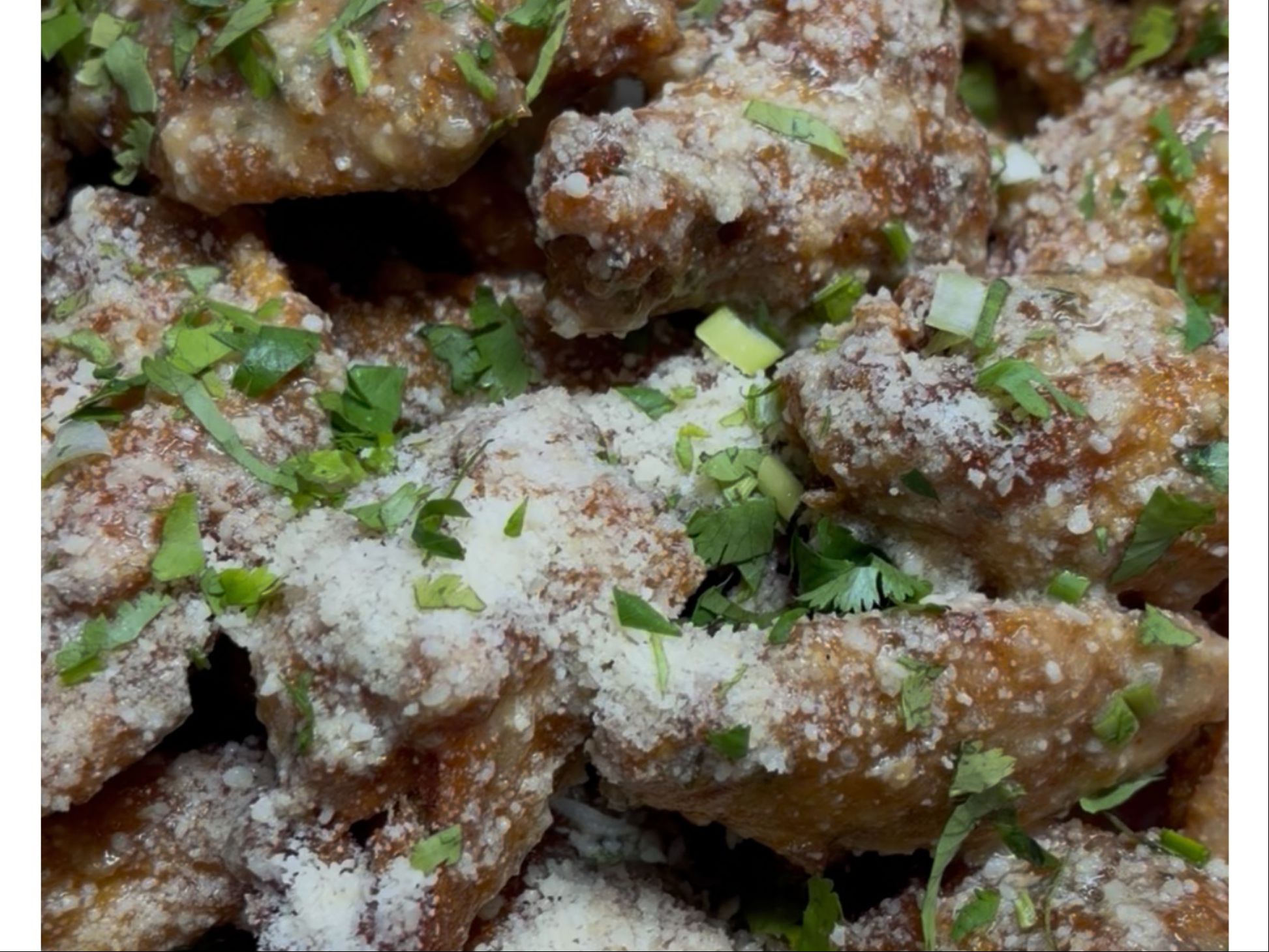Garlic Parmasean Wings (Dozen)