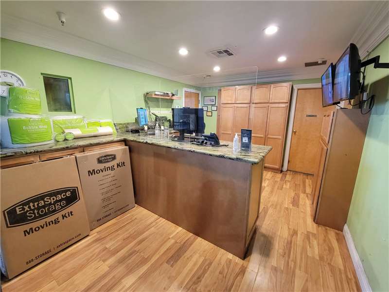 Extra Space Storage