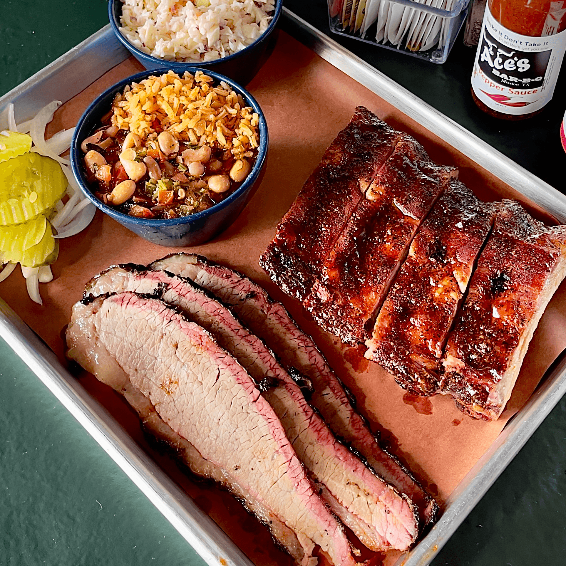 BBQ Rib (4) & Brisket Plate