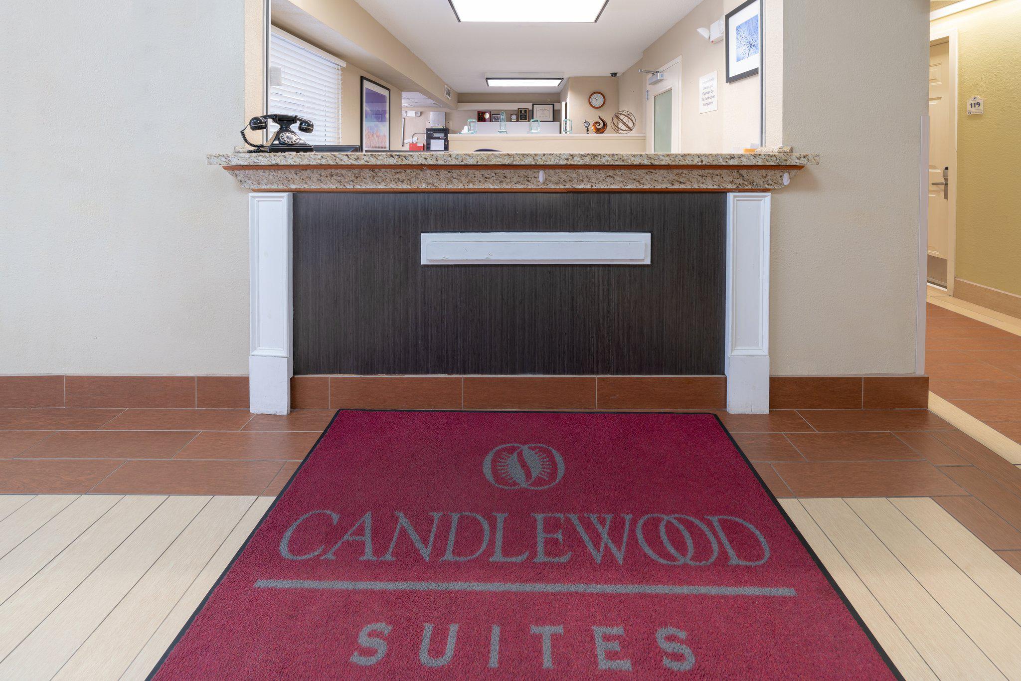 Candlewood Suites Washington-Fairfax Photo