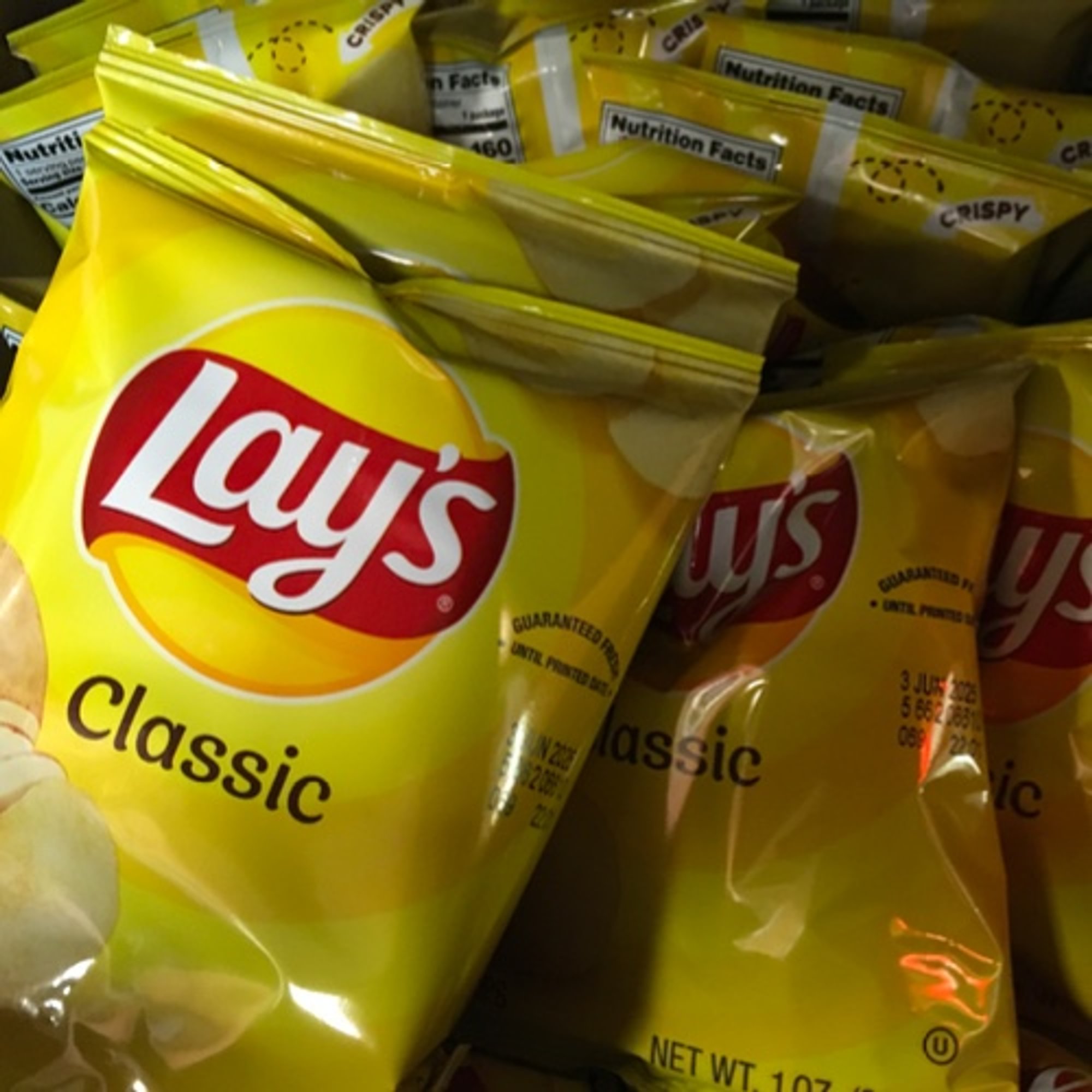 12 - 1 oz Lays chips