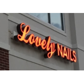 Lovely Nails Logo