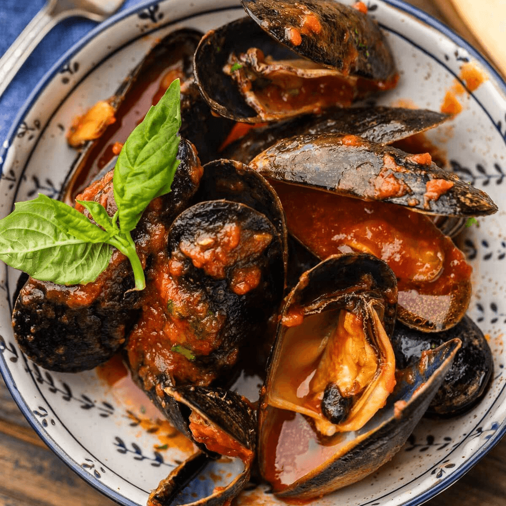 Linguine with Mussels Marinara