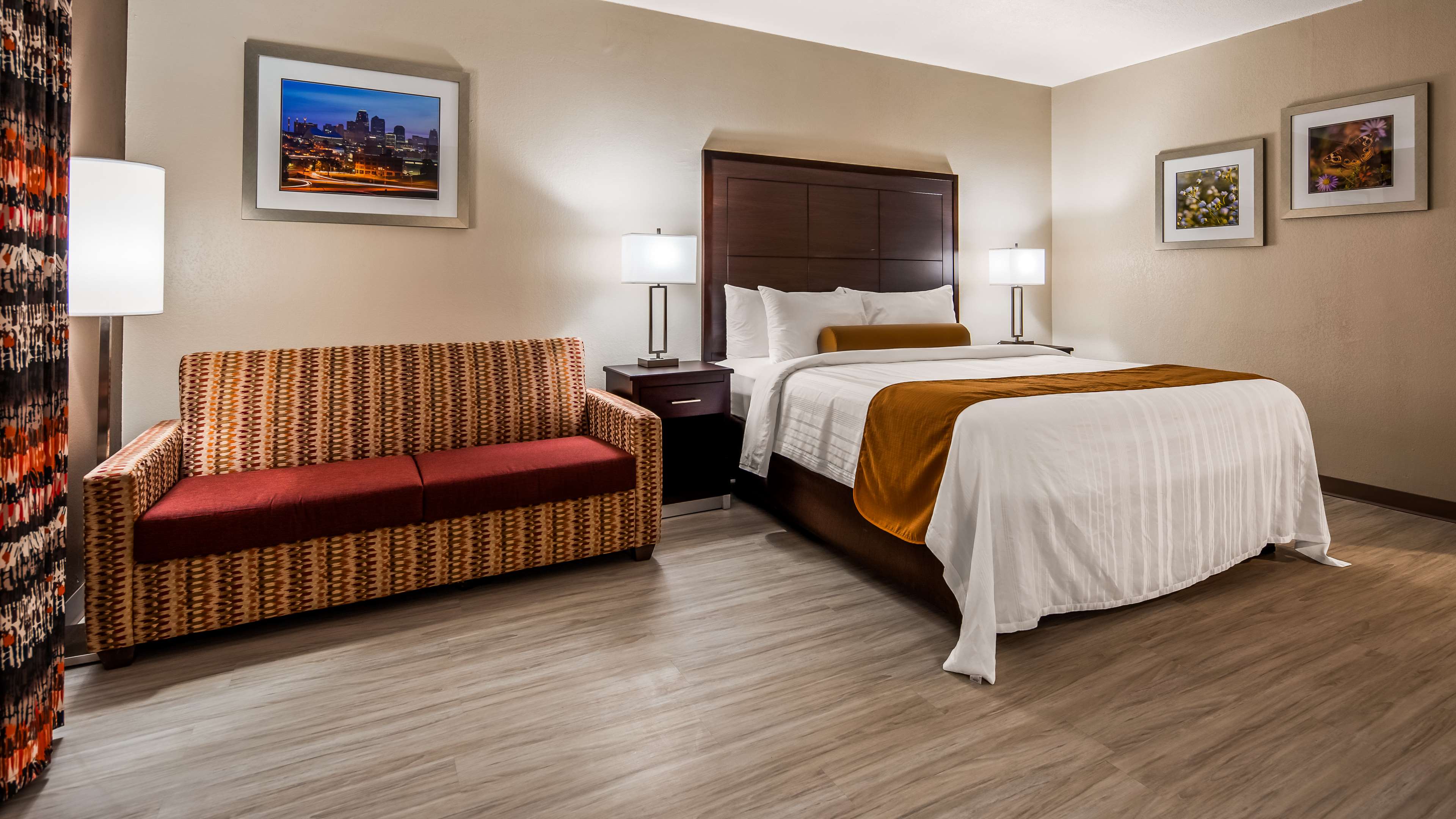 SureStay Plus Hotel by Best Western Kansas City Airport Photo