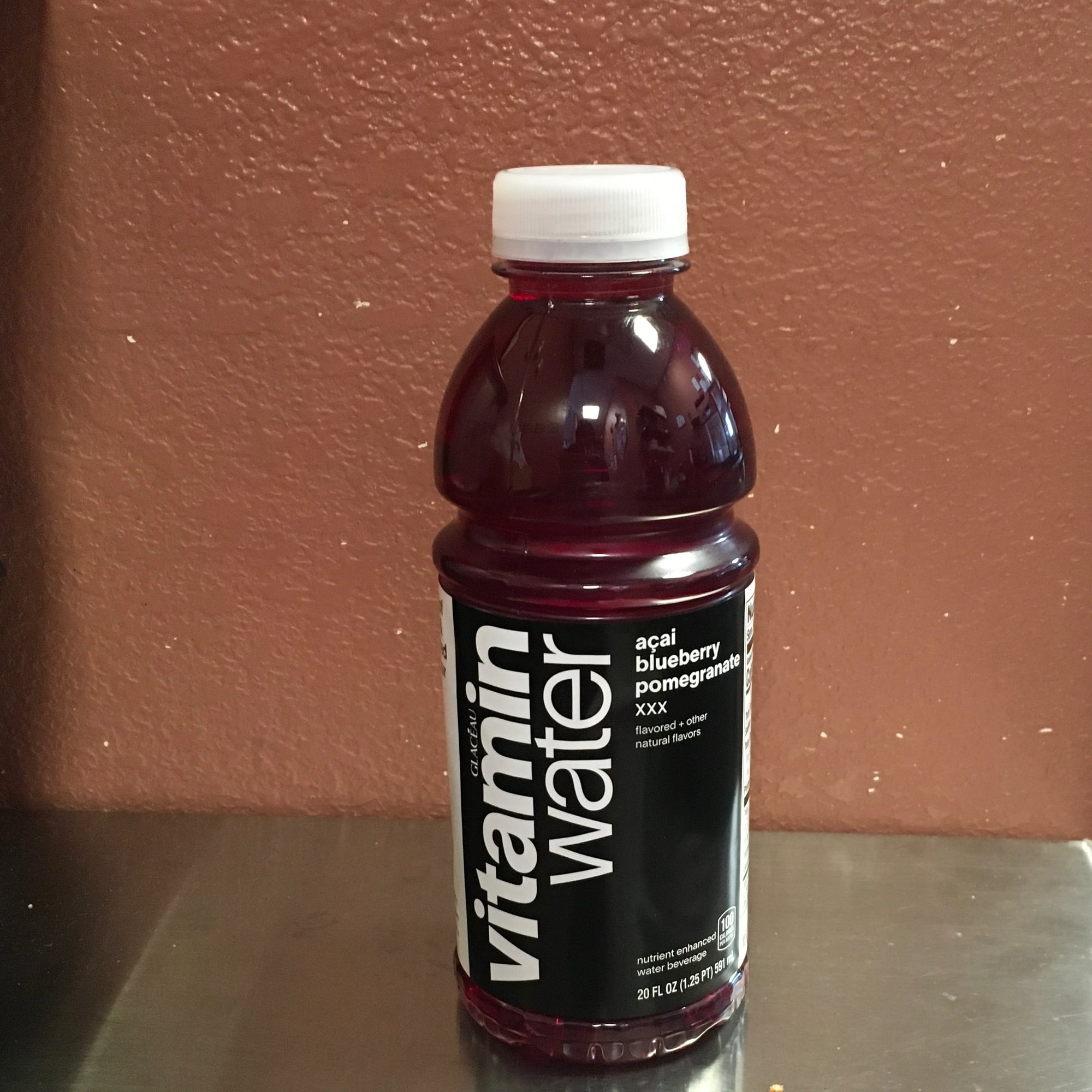 Vitamins Water Accai, Blueberry, Palmergranate