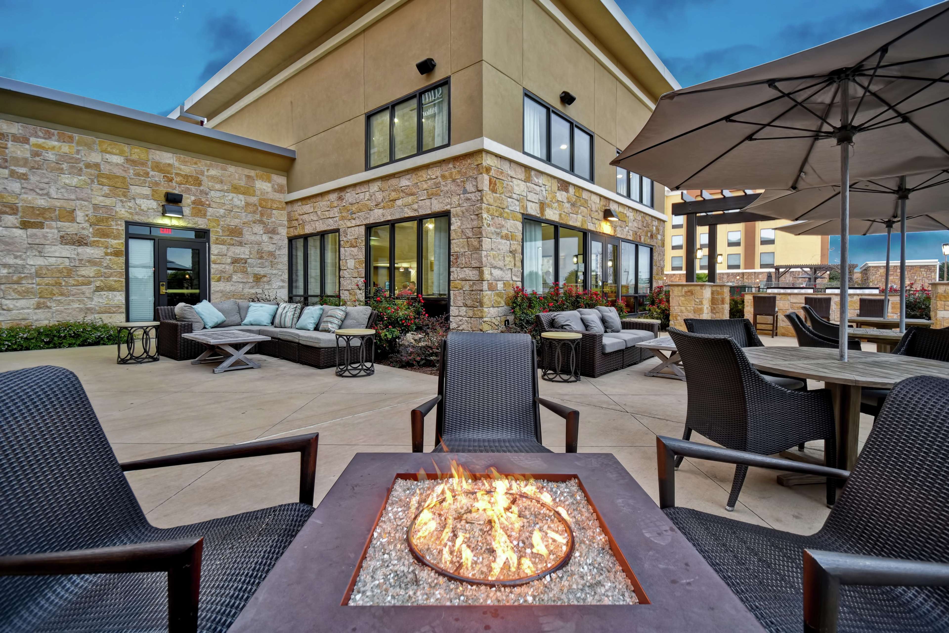 Homewood Suites by Hilton Dallas/Arlington South Photo