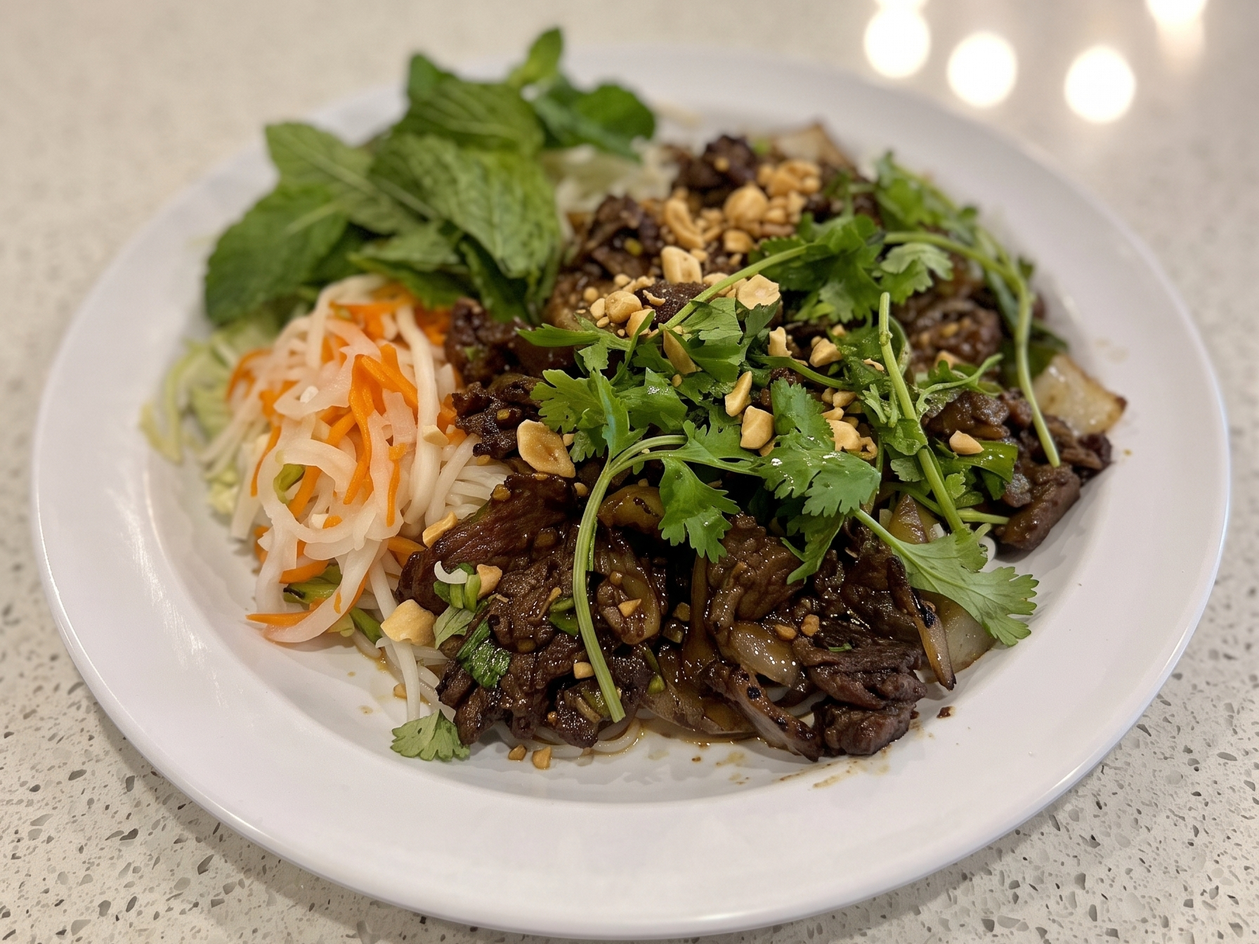 29.Vermicelli With Lemongrass With Bun Bo Xao