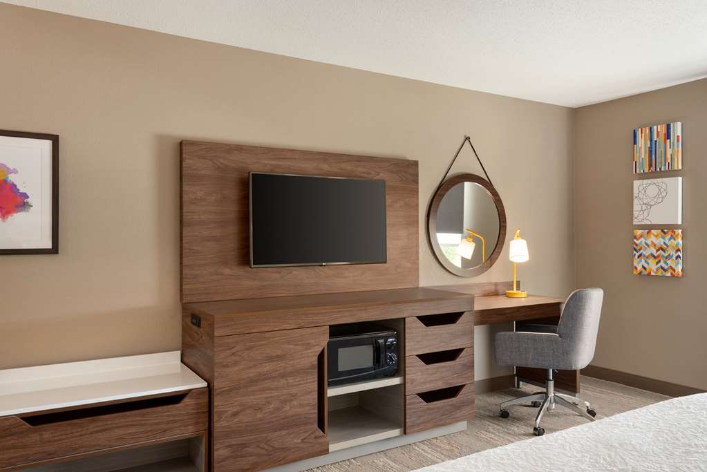 Hampton Inn St. Louis-Columbia Image