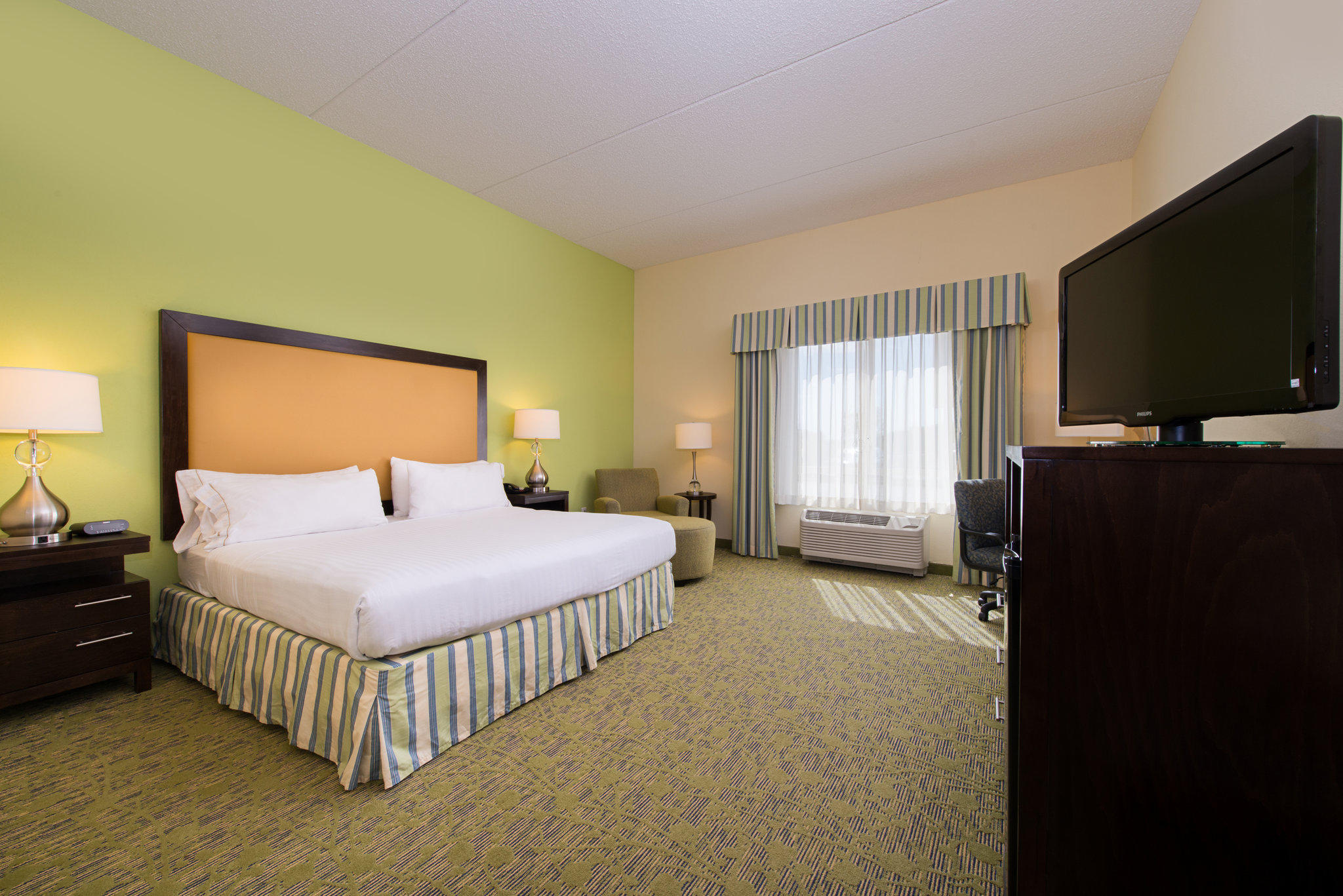 Holiday Inn Express & Suites Dickson City - Scranton Photo