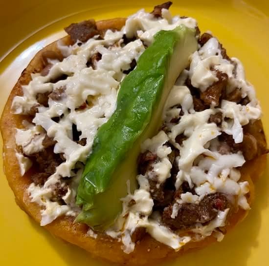 Sopes Mexicanos