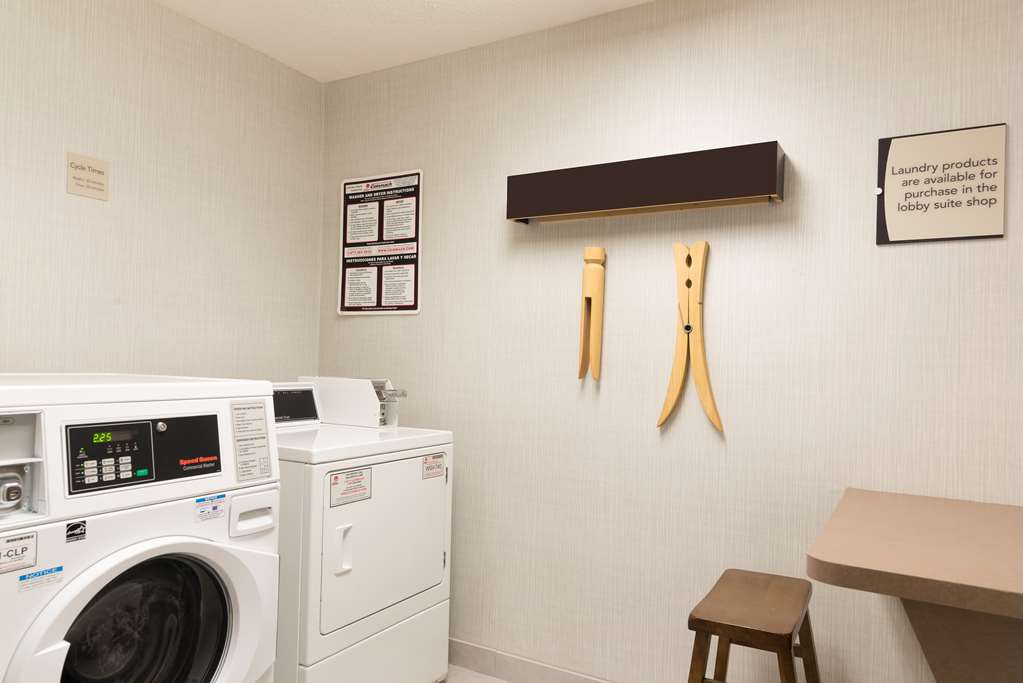 Homewood Suites by Hilton Bloomington Image