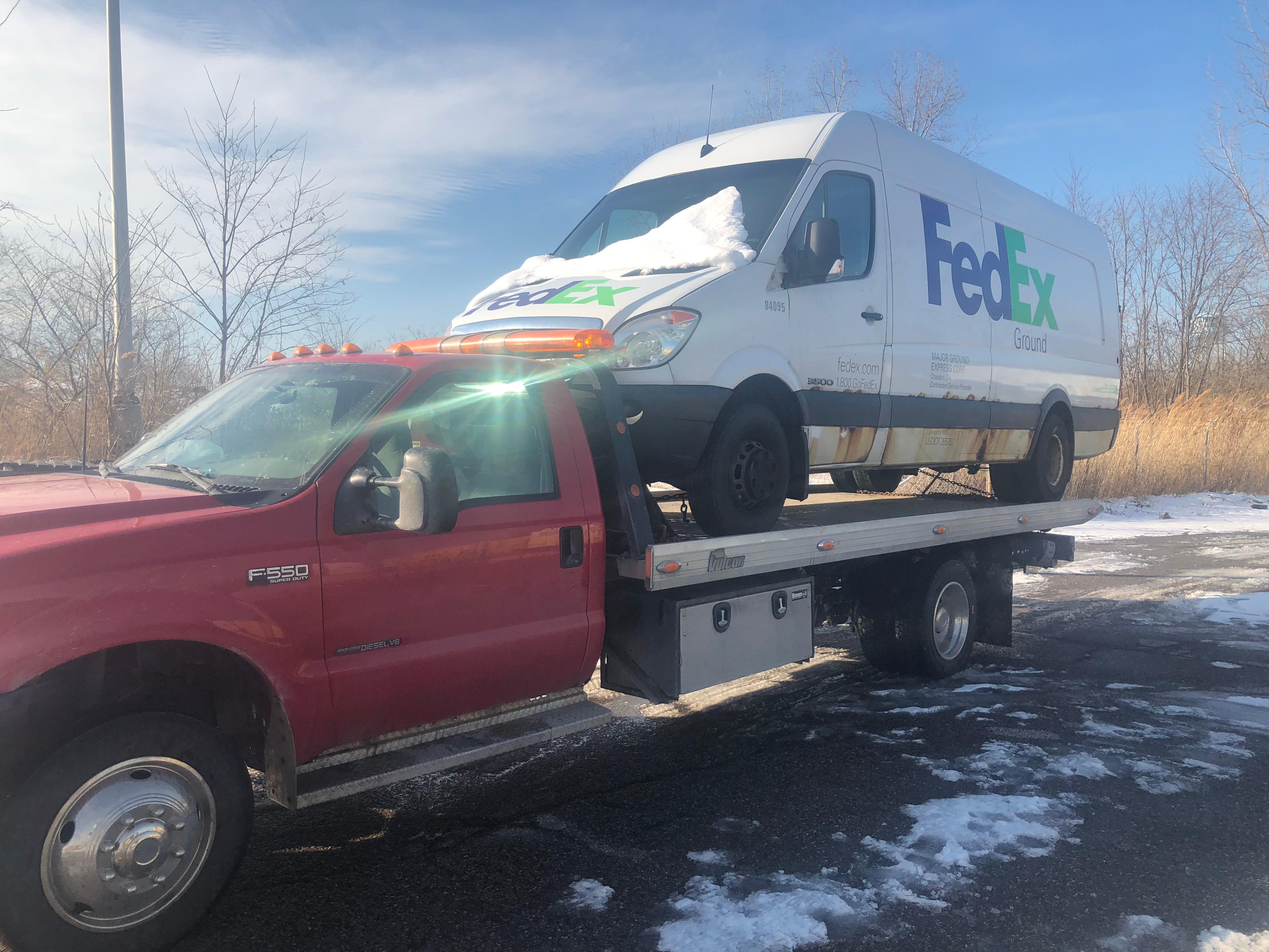 Fast Friendly Repair & Towing Photo