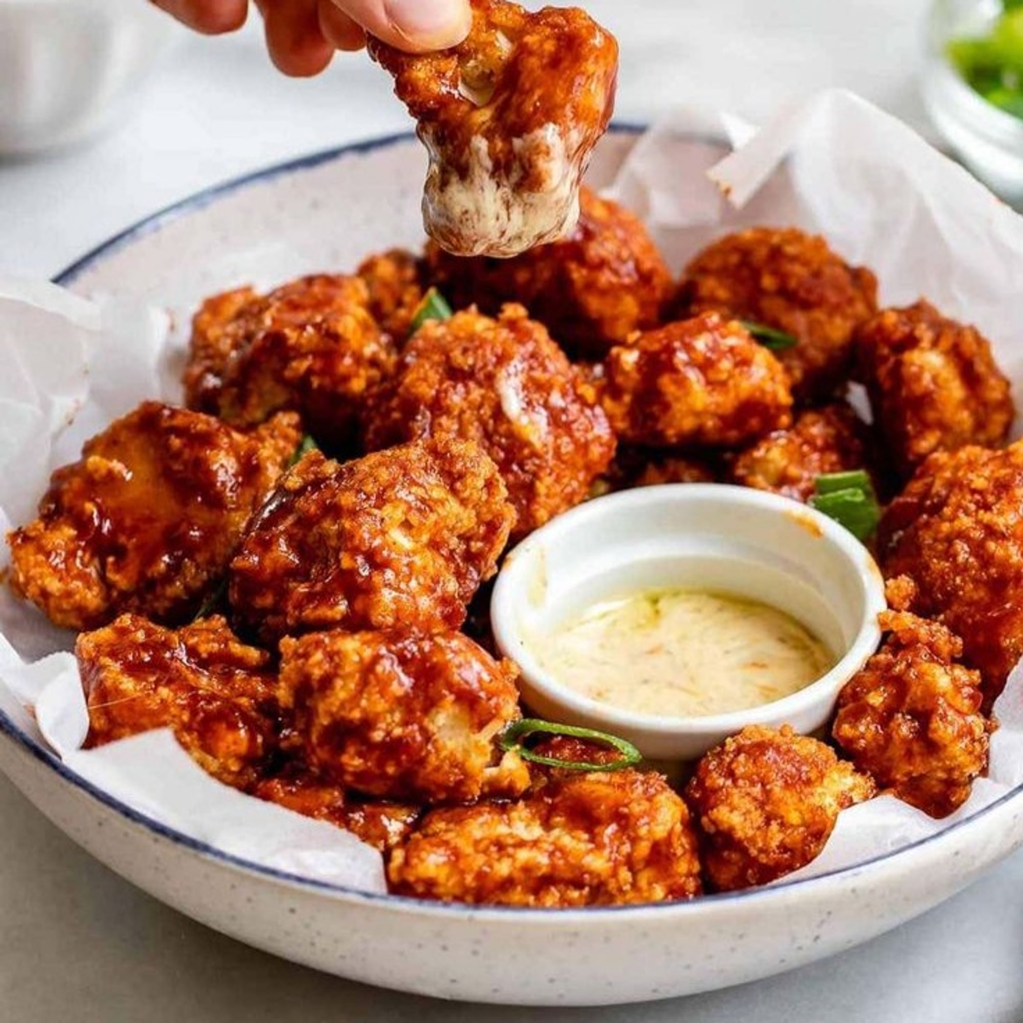 BUFFALO CAULIFLOWER WINGS