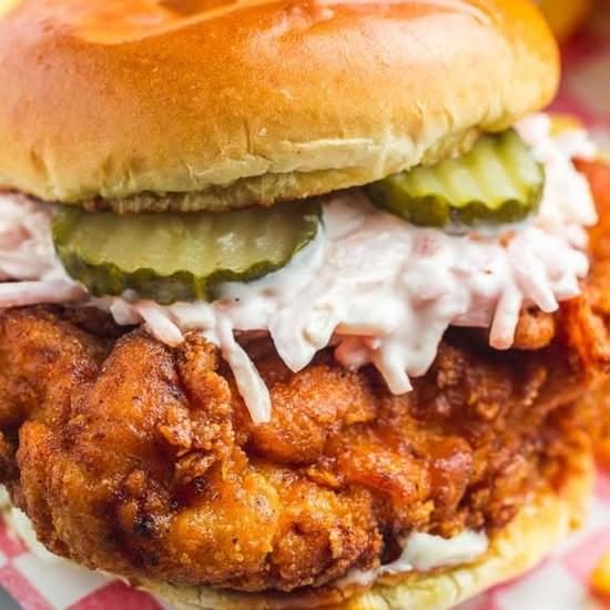 Nashville Combo #3: Nashville Tender Sandwich, 1 Nashville Tender, Fries, & a Drink