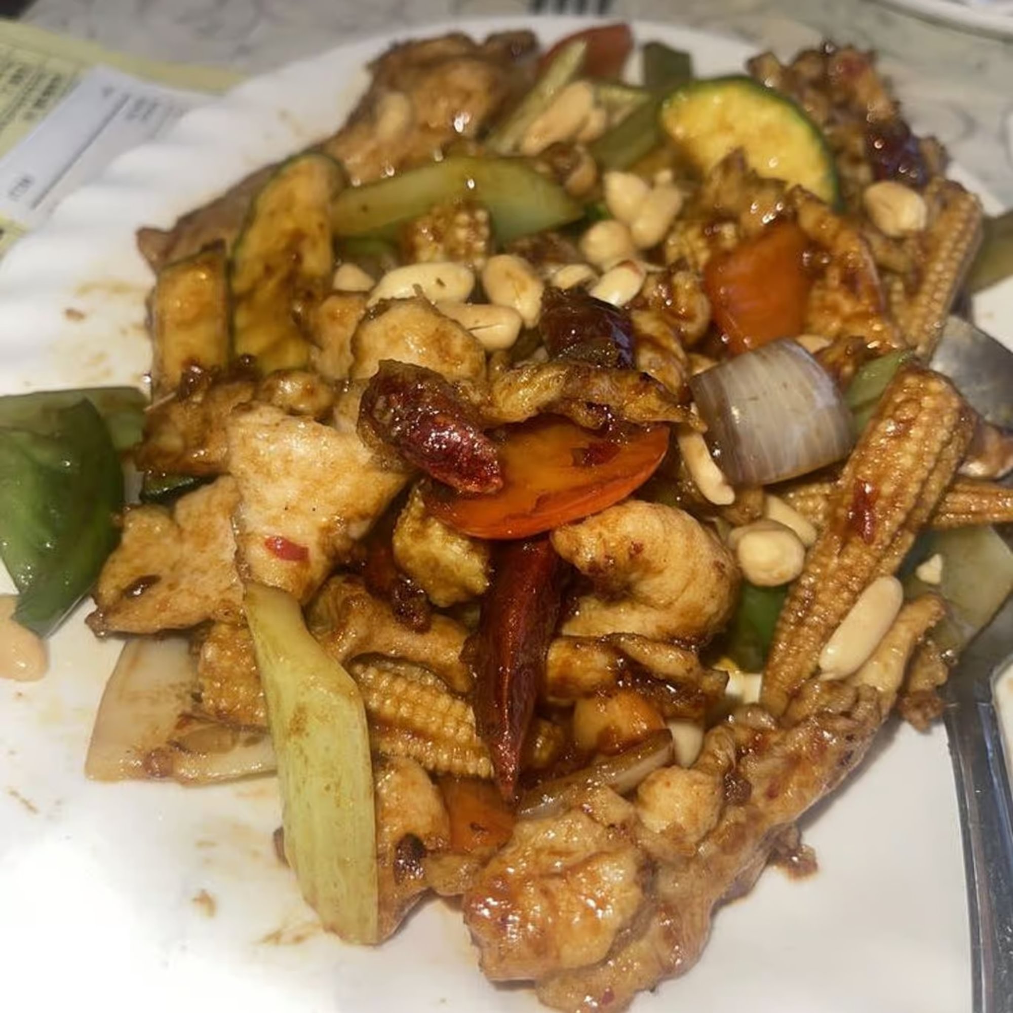 Kung Pao Chicken (Stir-fried with Veggies & Peanuts) / 宮保雞