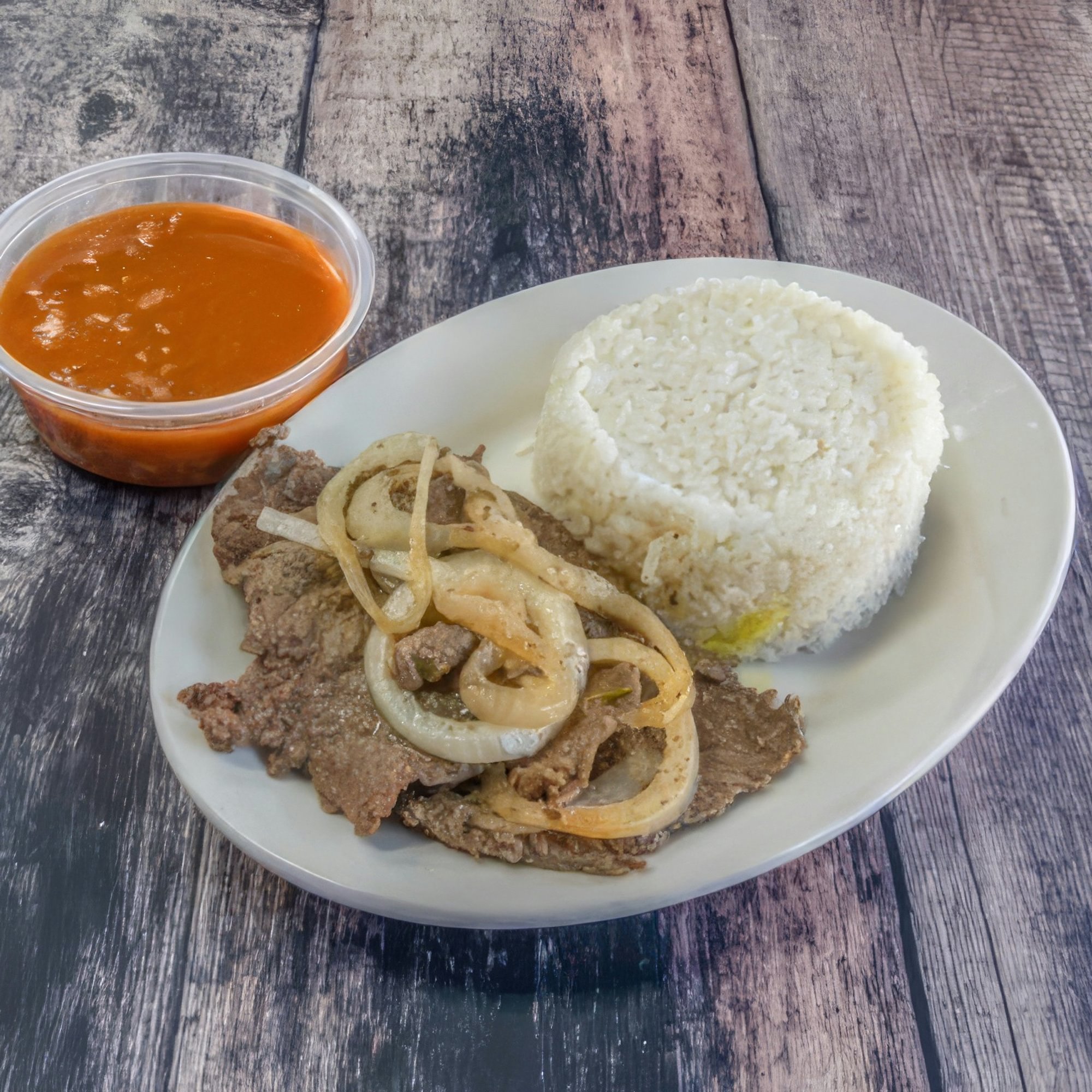 Bistec Encebollado Dinner