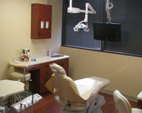 Los Gatos Dental Care Logo