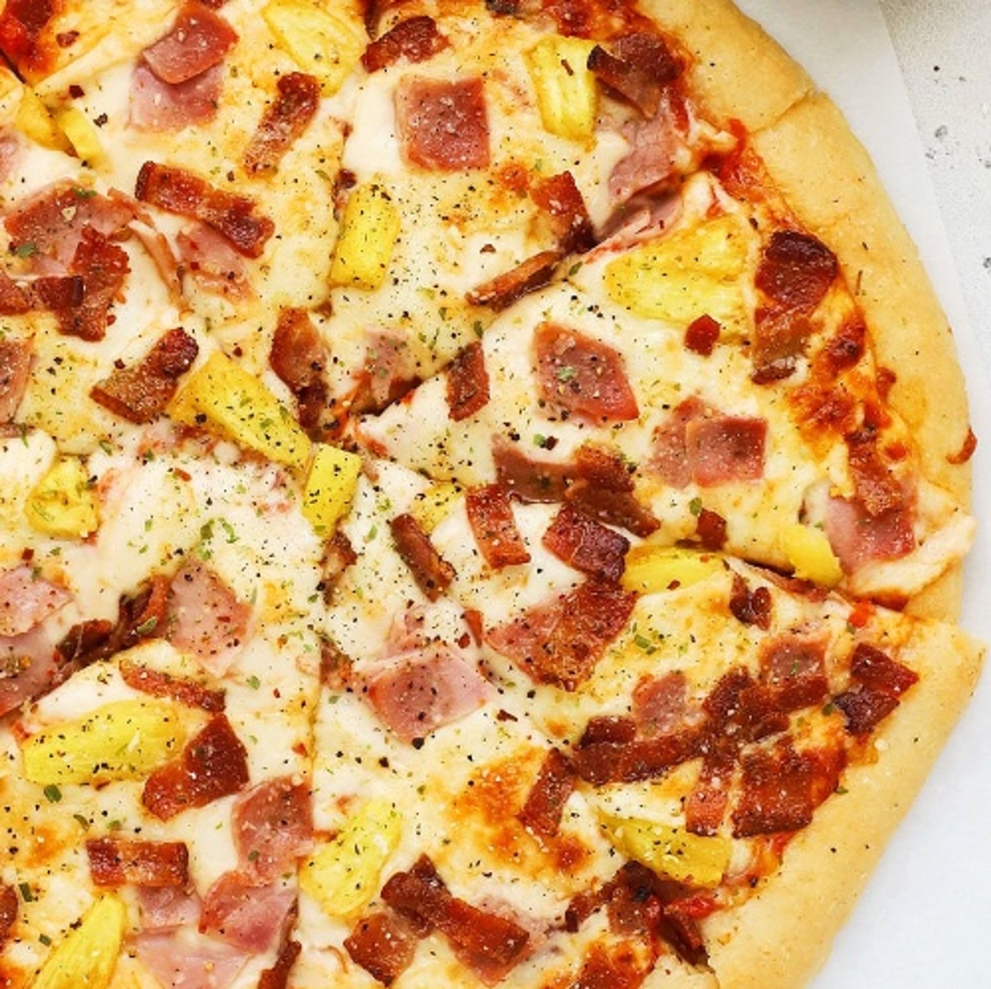 Hawaiian Pizza