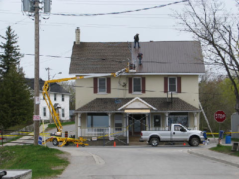 Images Kawartha Steel Roof & Construction Inc