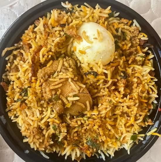 Hyderabadi Chicken Dum Biryani