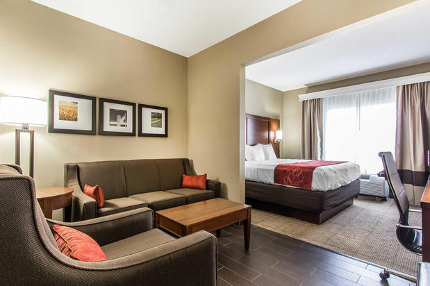 Images Comfort Suites