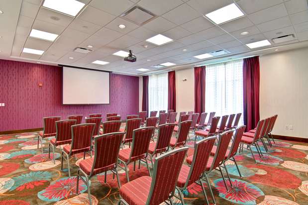 Images Hampton Inn & Suites Detroit/Troy