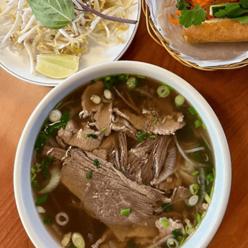 14. Rare Steak, Well-Done Flank & Brisket | Phở Tái Nạm Chín