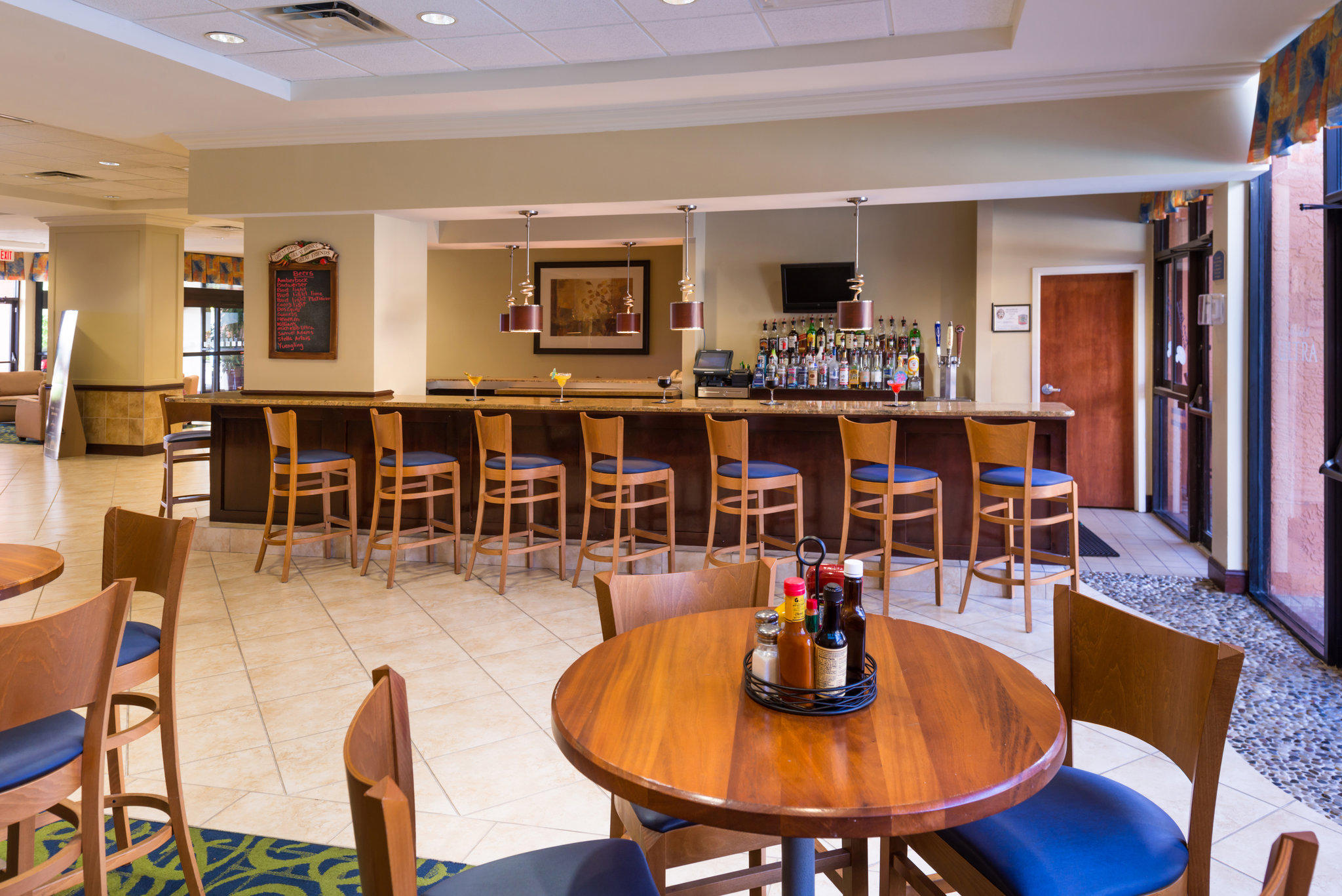 Holiday Inn & Suites Orlando SW - Celebration Area Photo