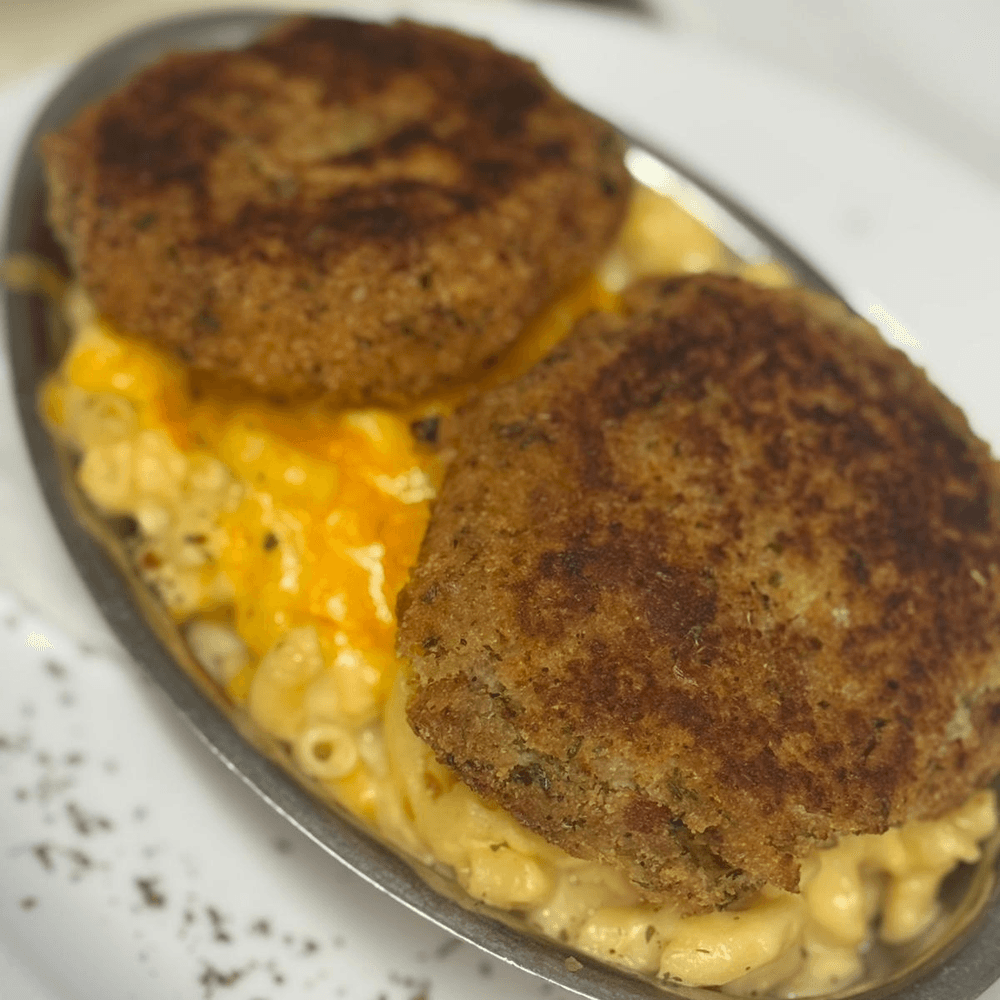 Baked Mac and Cheese with Fish Cake or Pulled Pork