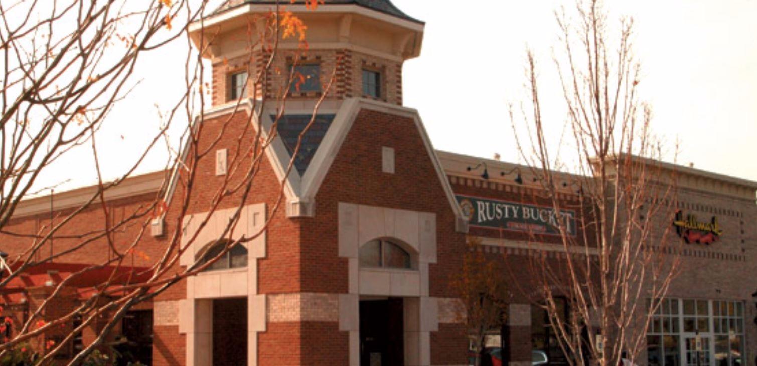 Rusty Bucket Restaurant and Tavern Photo