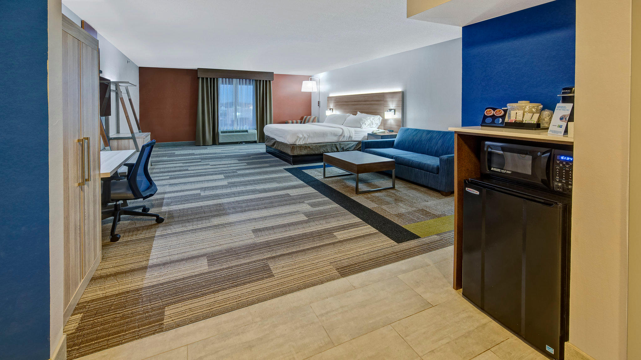 Holiday Inn Express & Suites London Photo