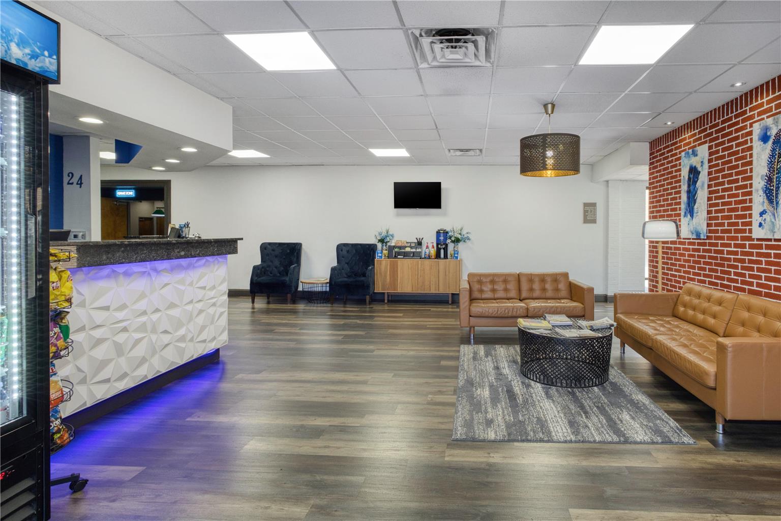 SureStay by Best Western Greenville Image